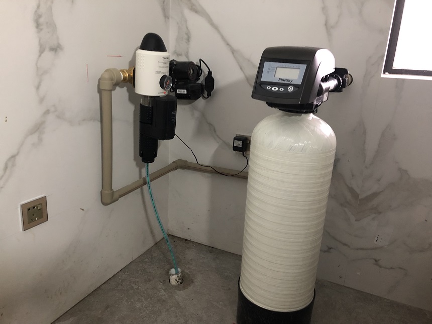 ?深圳幸福里客戶安裝前置過(guò)濾器+中央凈水器案例